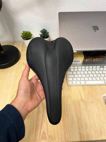 Sella Italia Sillin Selle Italia SLR NUEVO 2022 Saddles & Seatposts de segunda mano