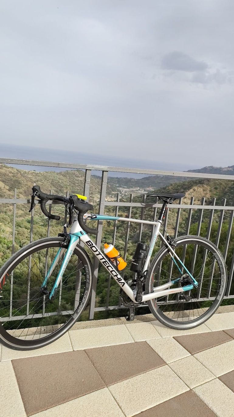 Used raxe comp 2 raxe comp 2 2021 bike — image 1 of 2
