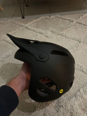 Used Giro Tyrant MIPS 2022 Cycling Accessories