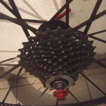 Used Mavic carbon slr 2014 bike — image 7 of 11