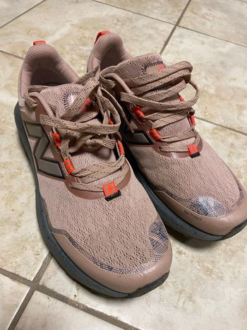 Used New Balance Garoe2 2025 Running Shoes