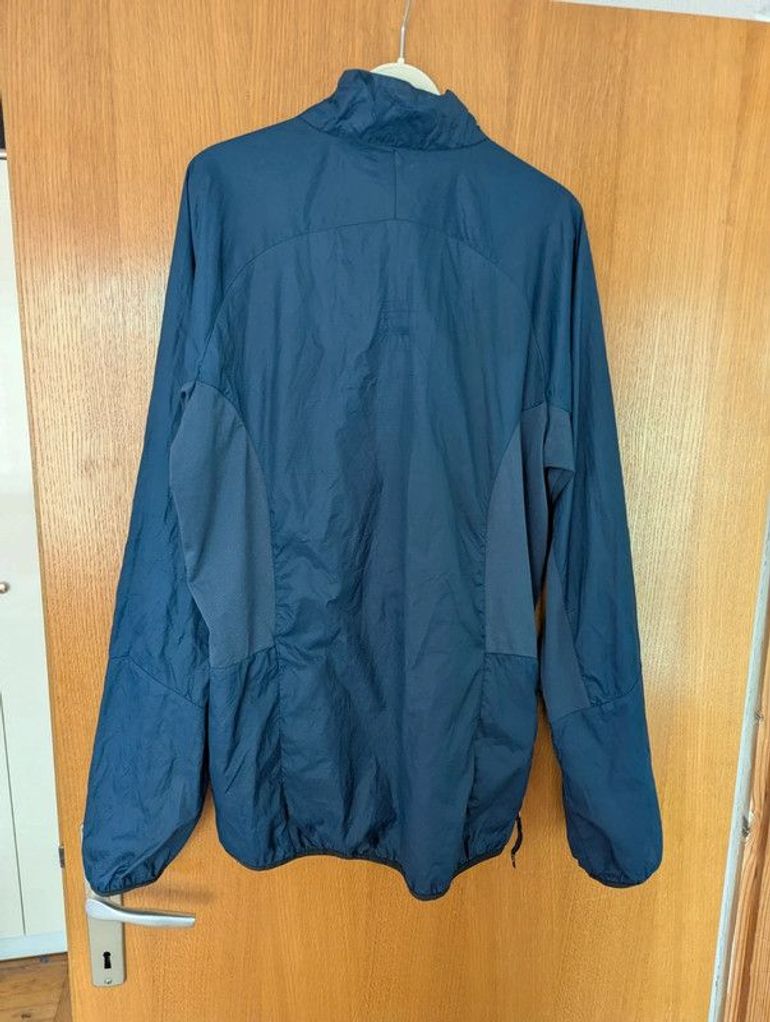 Used Helly Hansen Wind / Raincoat Jacket - Size L 2022 bike — image 9 of 9