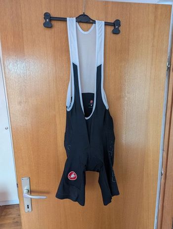 Tweedehands Castelli Evoluzione 2 bib short, size XL (but smaller fit) Cycling Clothing