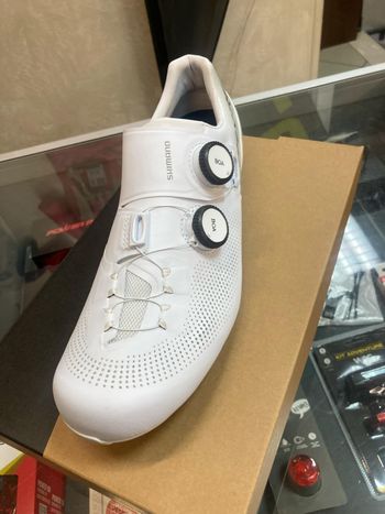 Used Shimano S-PHYRE RC903 2024 bike — image 2 of 4