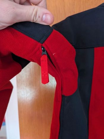 Used Haglofs Windstopper fleece - S - Women 2022 bike — image 9 of 12