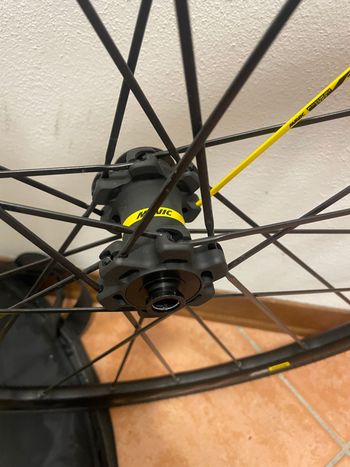 Tweedehands Mavic ksyrium pro ust disco 2021 bike — afbeelding 2 van 6