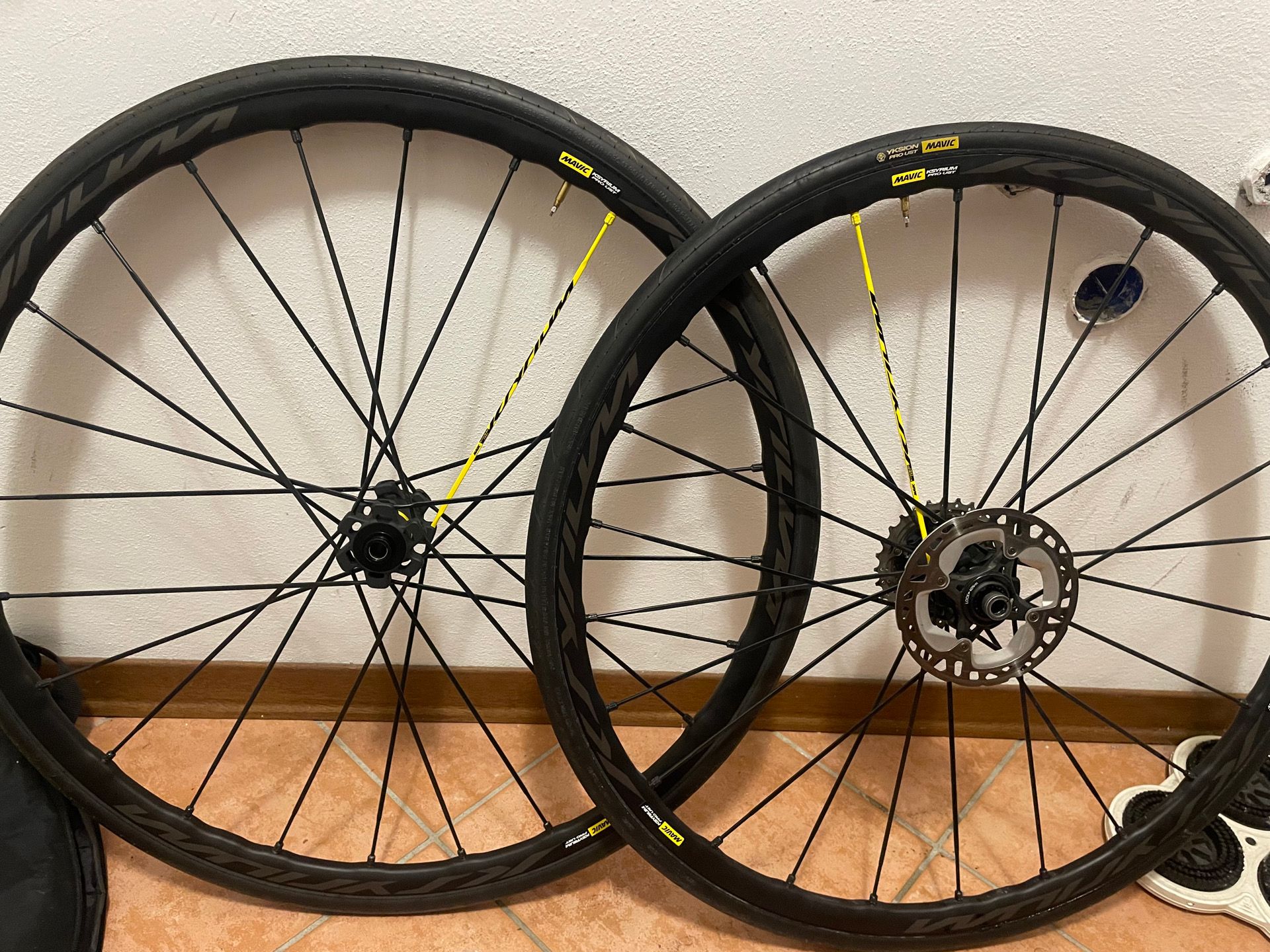 マビック キシリウムSRチューブラーホイール前後 mavic KSYRIUM