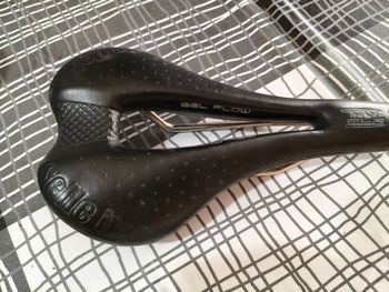 Used Sella Italia Max srl gel flow bike — image 3 of 4