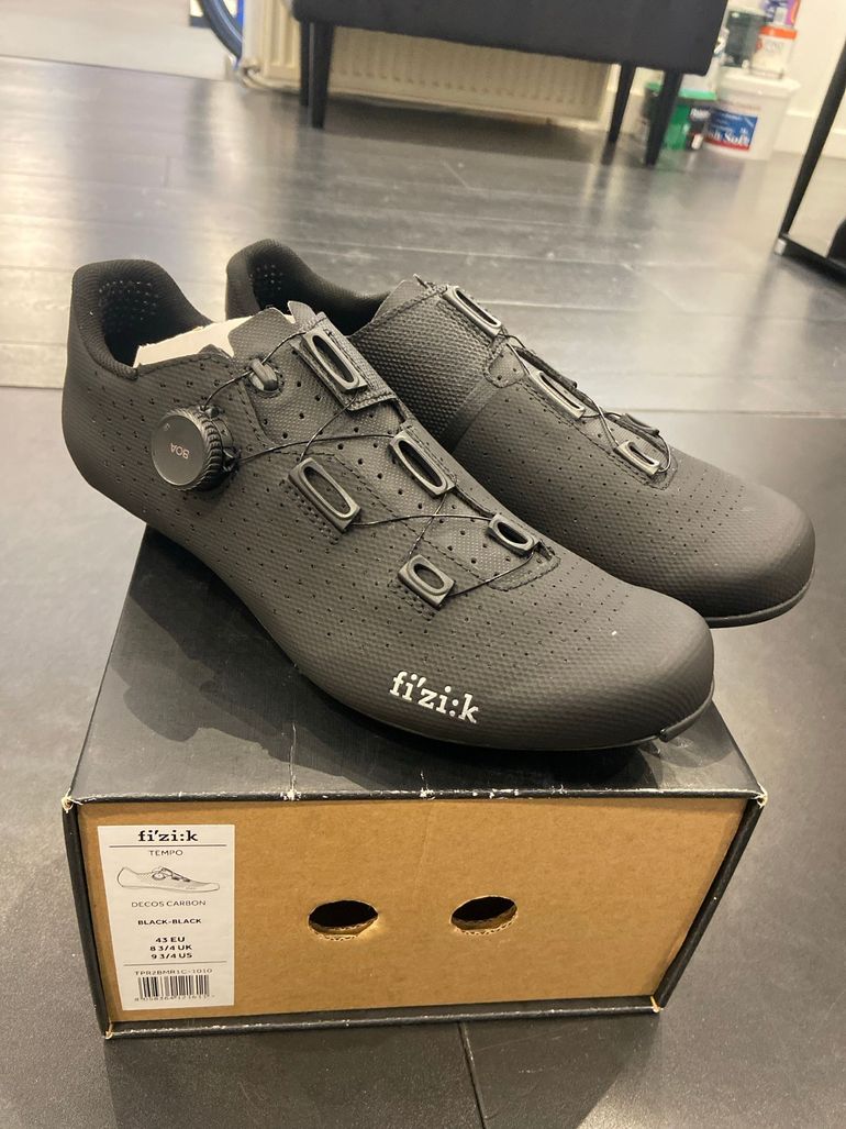 Used Fizik tempo decos-Carbon 2024 bike — image 2 of 3