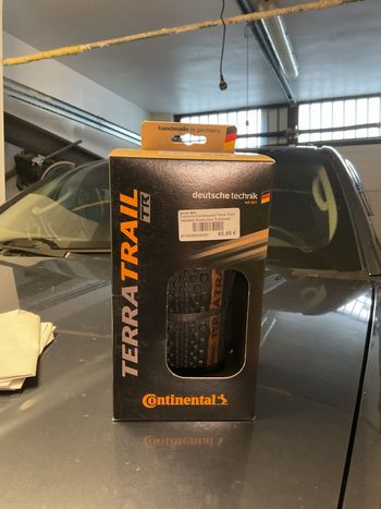 Continental, Terra trail