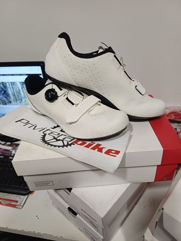 Brugt Bontrager SCARPE BDC CIRCUIT ROAD white 45 - 5253283 2024 Cycling Shoes