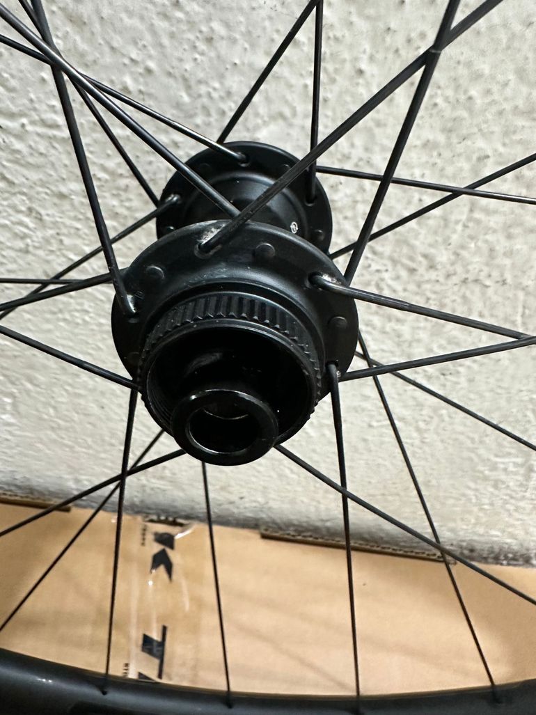 Brugt Bontrager Aeolus Elite 35V – Carbono 2025 bike — billede 7 af 15