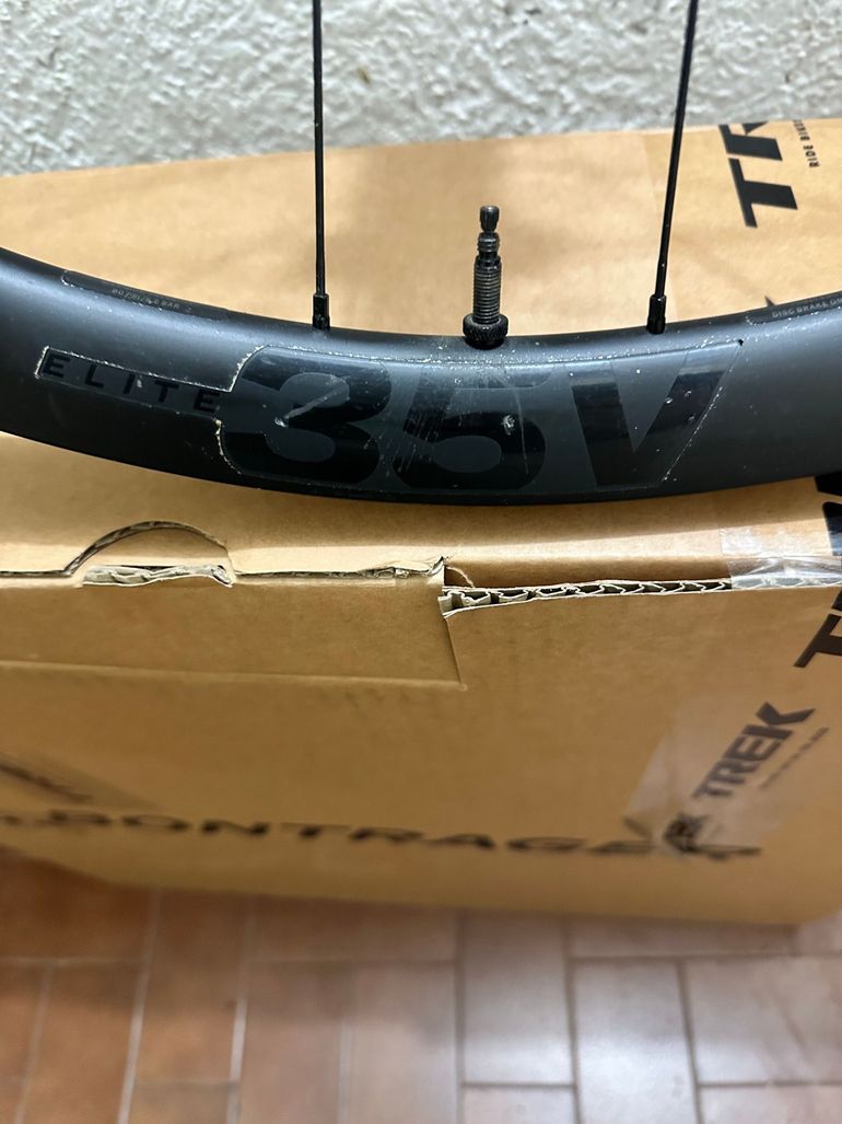Brugt Bontrager Aeolus Elite 35V – Carbono 2025 bike — billede 14 af 15
