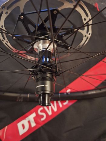 Used Dt Swiss XMC 1200 spline 30 boost xd 2024 Wheels