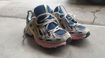 Adidas EQT Gazelle 2022 bike usato — immagine 1 di 6