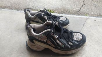 Used Adidas ETQ Gazelle 2021 Running Shoes