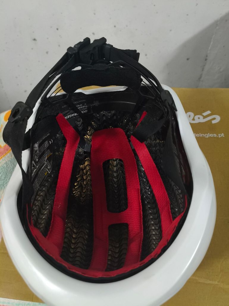 Used Bontrager Specter wavecell 2019 bike — image 6 of 7