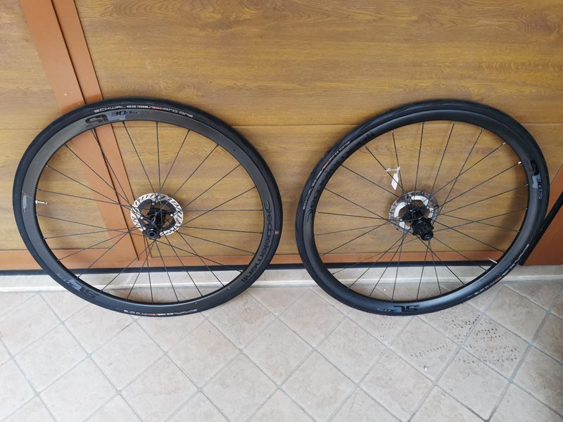 Deda Elementi SL30 Disc Carbon Wheels 2023 bike usato — immagine 1 di 4
