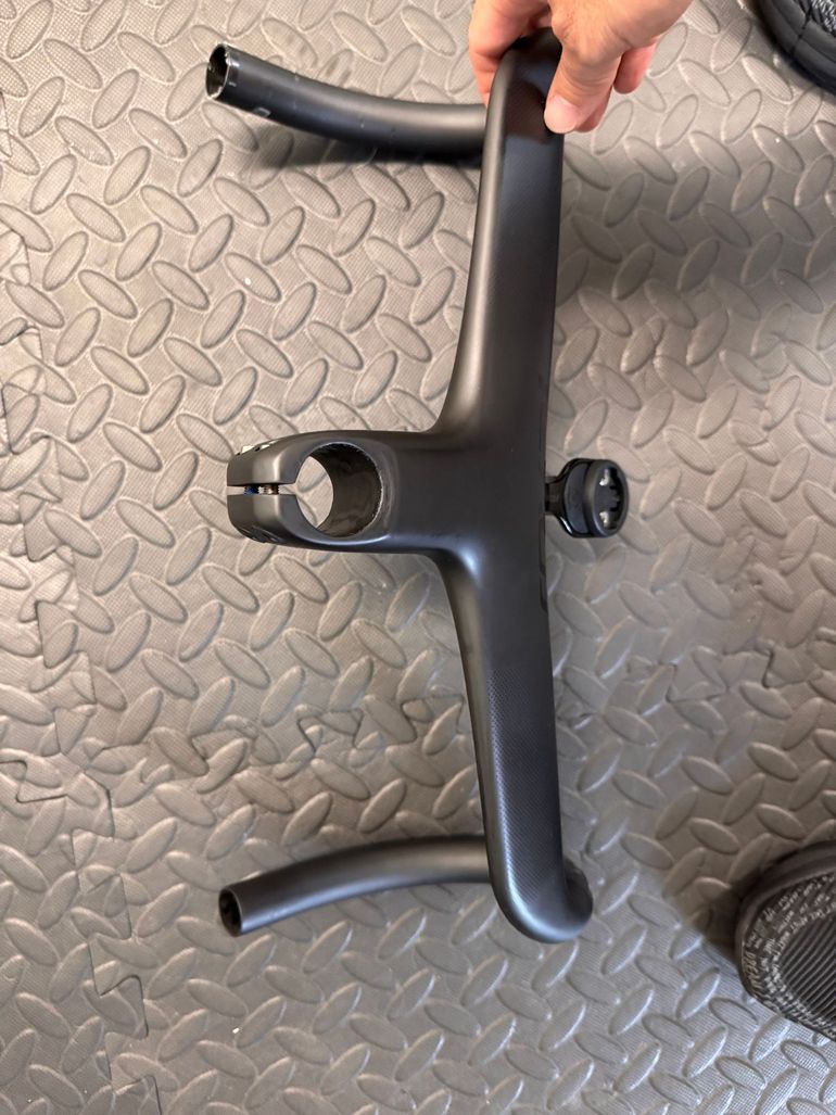 Roval rapide cockpit null