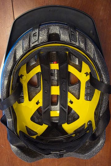 Used MET Mobilite MIPS 2025 bike — image 5 of 5