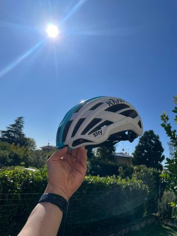 Tweedehands Kask valegro pt sky bike — afbeelding 8 van 12