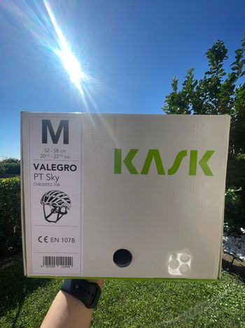 Tweedehands Kask valegro pt sky bike — afbeelding 10 van 12