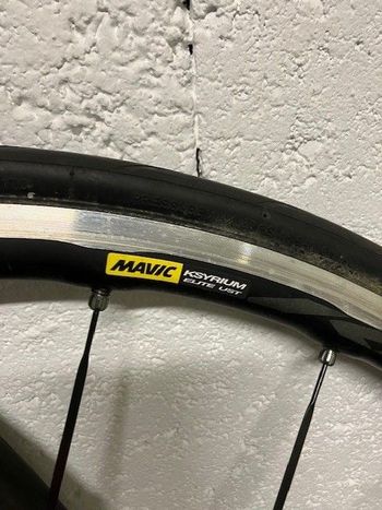 Used Mavic Ksyrium elite ust 2019 bike — image 2 of 5
