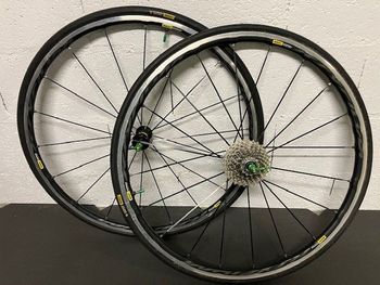 Used Mavic Ksyrium elite ust 2019 bike — image 1 of 5