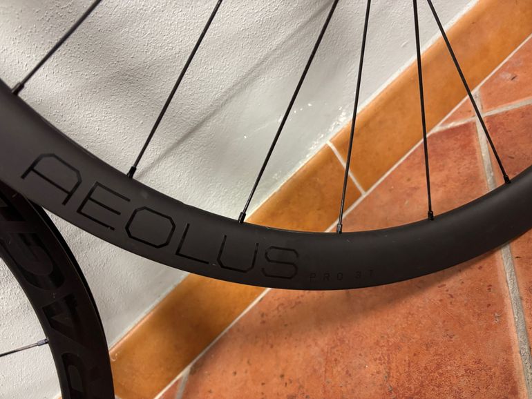 Używany Bontrager AEOLUS PRO 37 2021 bike — zdjęcie 5 z 5