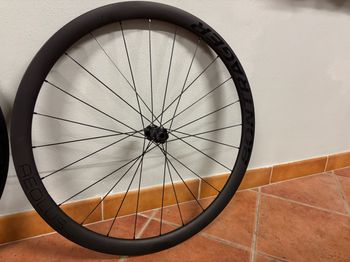Używany Bontrager AEOLUS PRO 37 2021 bike — zdjęcie 2 z 5