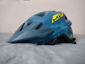 Použité MET Eldar Mips 2023 Cycling Accessories