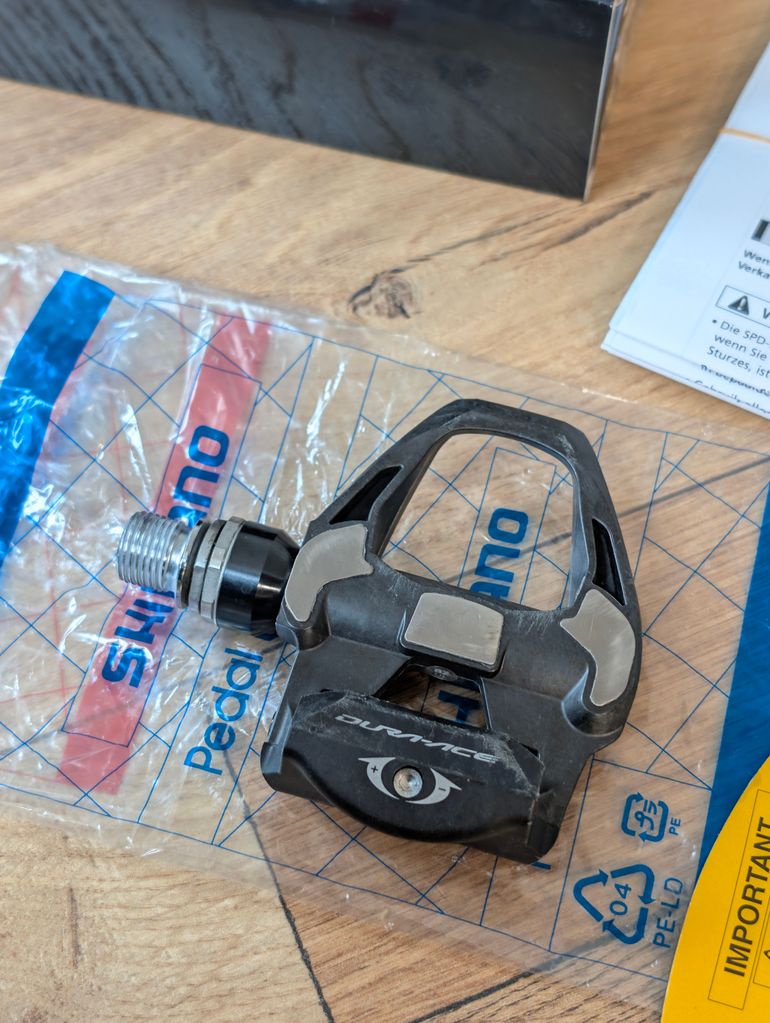 Used Shimano Shimano PD-9100 Pedals bike — image 4 of 11