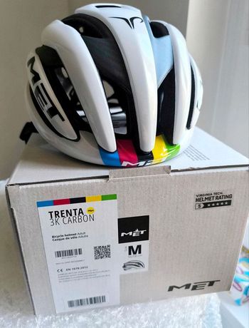 Použité Met Trenta 3K carbon édition champion du monde 2025 Cycling Accessories