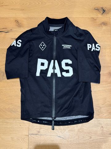 Brugt Pas Normal Studios Men's Mechanism Pro Rain Jersey 2024 bike — billede 1 af 3
