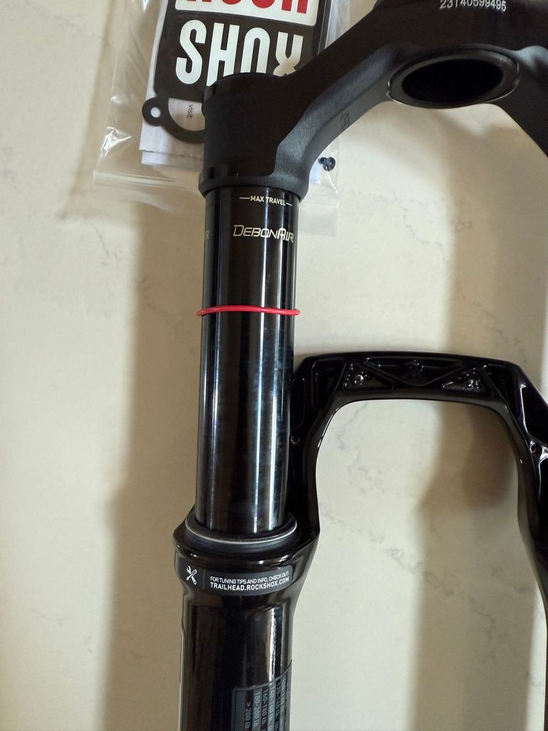 Used RockShox SID ULTIMATE RACEDAY 2 Remote 2024 bike — image 9 of 19