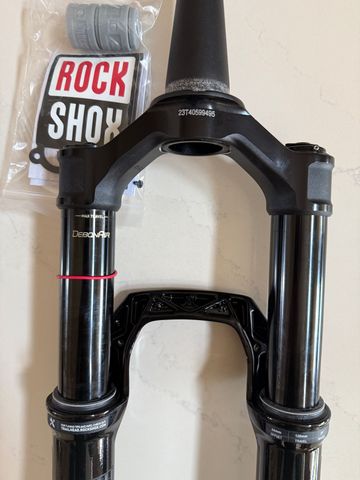 Used RockShox SID ULTIMATE RACEDAY 2 Remote 2024 bike — image 8 of 19