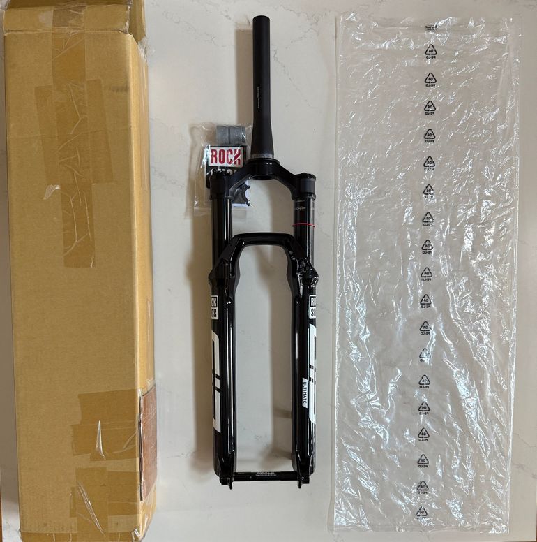 Used RockShox SID ULTIMATE RACEDAY 2 Remote 2024 bike — image 2 of 19