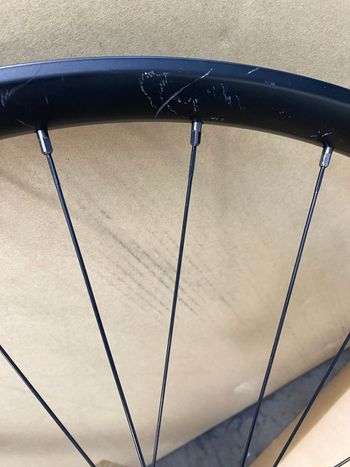 Brugt Shimano MT8210 XT 29” microspline wheelset 2025 bike — billede 7 af 8