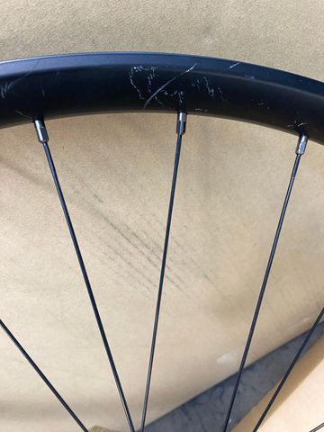 Gebrauchtes Shimano MT8210 XT 29” microspline wheelset 2025 bike — Bild 7 von 8