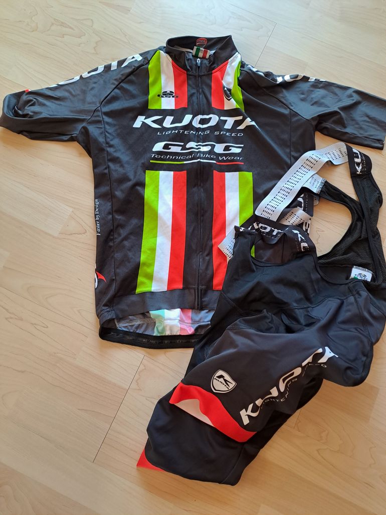 GSG Kuota Set Trikot und Trägerhose 2024