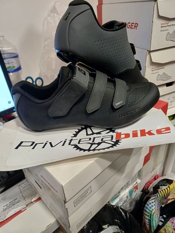 Bontrager SCARPE BDC STARVOS 42 - 551572 2023 Cycling Shoes usato