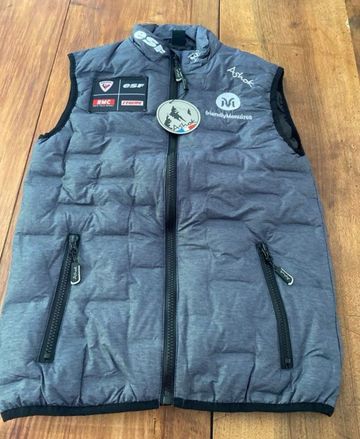 Ashok doudoune sans manches neuve taille 14 ans Wintersport Clothing usato