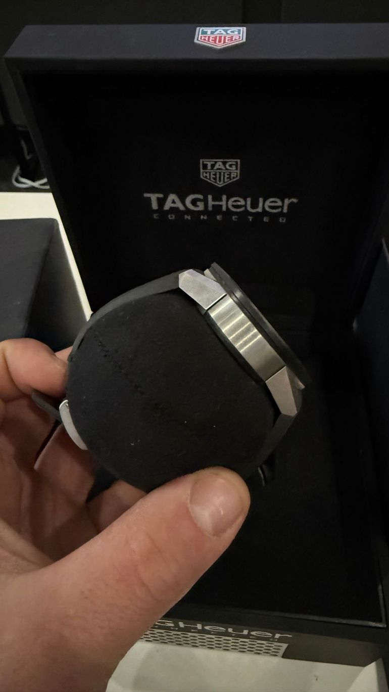 Used taghueur connected 2018 bike — image 4 of 7