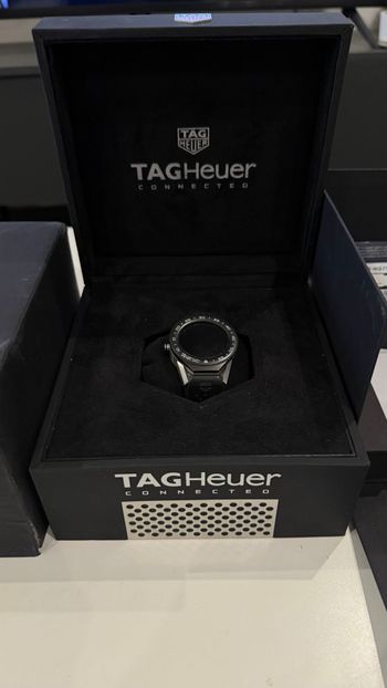 Used taghueur connected 2018 bike — image 2 of 7