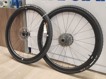 Used Giant Roue route/gravel/cyclo-cross Giant CXR 2 2025 Wheels