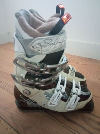 Used Salomon Femme Idol 9CS 2020 Skiing & Skitouring