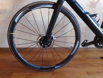 Used Mavic Cosmic srl 32 disc 2023 bike — image 2 of 2
