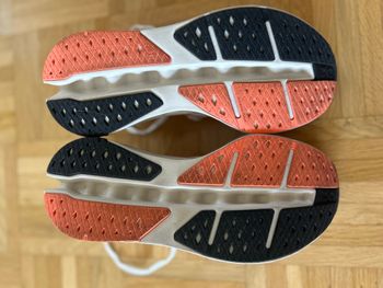 Used On Running Cloudsurfer Max 2025 bike — image 2 of 4