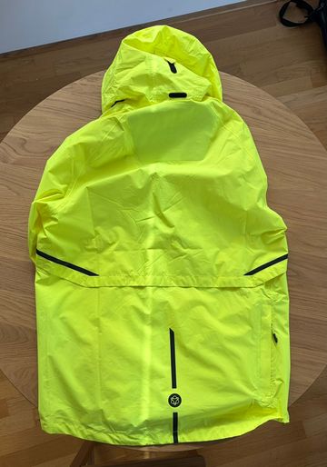 Brugt AGU Compact Regenjacke Commuter Hi-Vis 2024 bike — billede 2 af 3