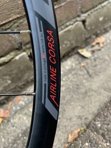 Used BlackJack Rodi Corsa Disc bike — image 4 of 4